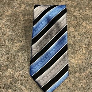 Covington blue striped silk necktie tie classic preppy